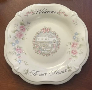 Pfaltzgraff Tea Rose 'Welcome to Our Home' 12" Serving Plate - Picture 1 of 3