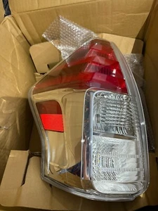 Toyota Prius+/ PriusV 2012-2021 Lens & Body, Rear Combination Lamp, LH 81561-472 - Picture 1 of 4