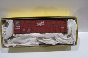 HO Scale Accurail 4002 40' O.B Box Wood Ends C.B & Q. - Picture 1 of 2