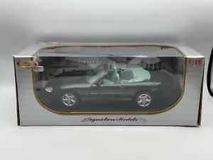 Signature Models 1:18 Scale 1996 Jaguar XK8, Green, Excellent, Boxed - Picture 1 of 21