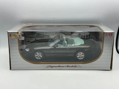 Jaguar XK8 1996 Signature Models escala 1:18, verde, excelente, en caja Foto 1 de 4