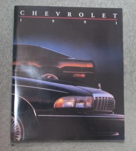 1991 Chevy Chevrolet Sales Brochure Full Line 106 Page Dealer Original Catalog - Picture 1 of 1