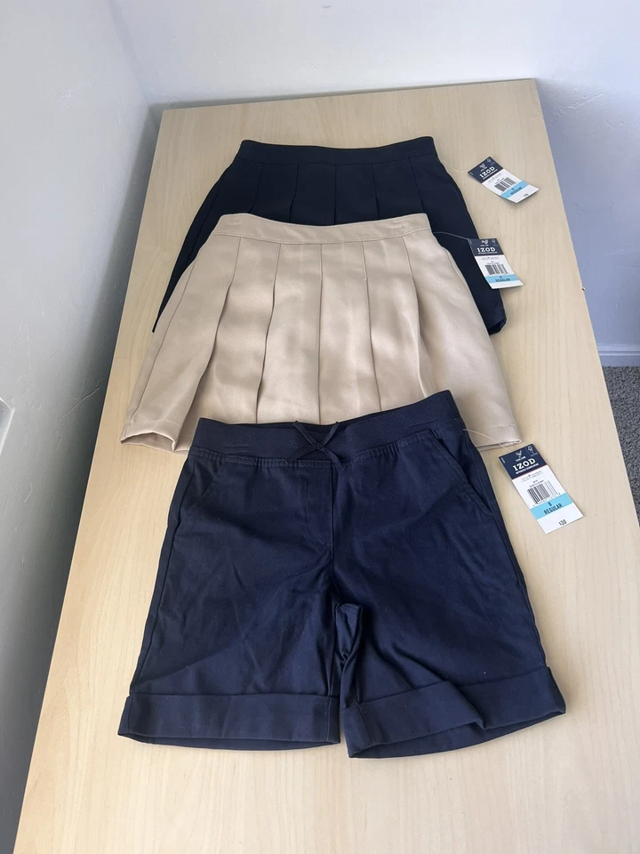 Lote de 3 Pantalones Uniformes Niñas Ropa Escolar Aprobados Izod - Talla 8 Reg Foto 1 de 4