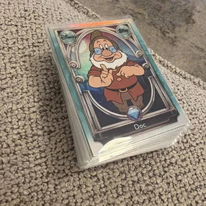 + Topps Disney Wonder Tier 1 + Tier 2 Full Base Set 1 - 150 - Bild 1 von 2