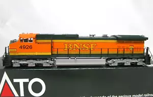 Kato HO Scale BNSF GE Dash 9 C44-9W Diesel Locomotive #4926 LN OB DCC Ready LED - Picture 1 of 12