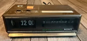 Sony Digimatic Alarm Flip Clock Weather Radio ICF-C411W Japan For PARTS REPAIR - Picture 1 of 6