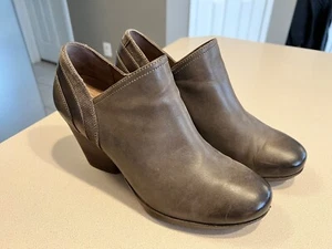 DANSKO Women's "Marcia" Brown Leather Zip Ankle Boots Size 41 - Picture 1 of 6