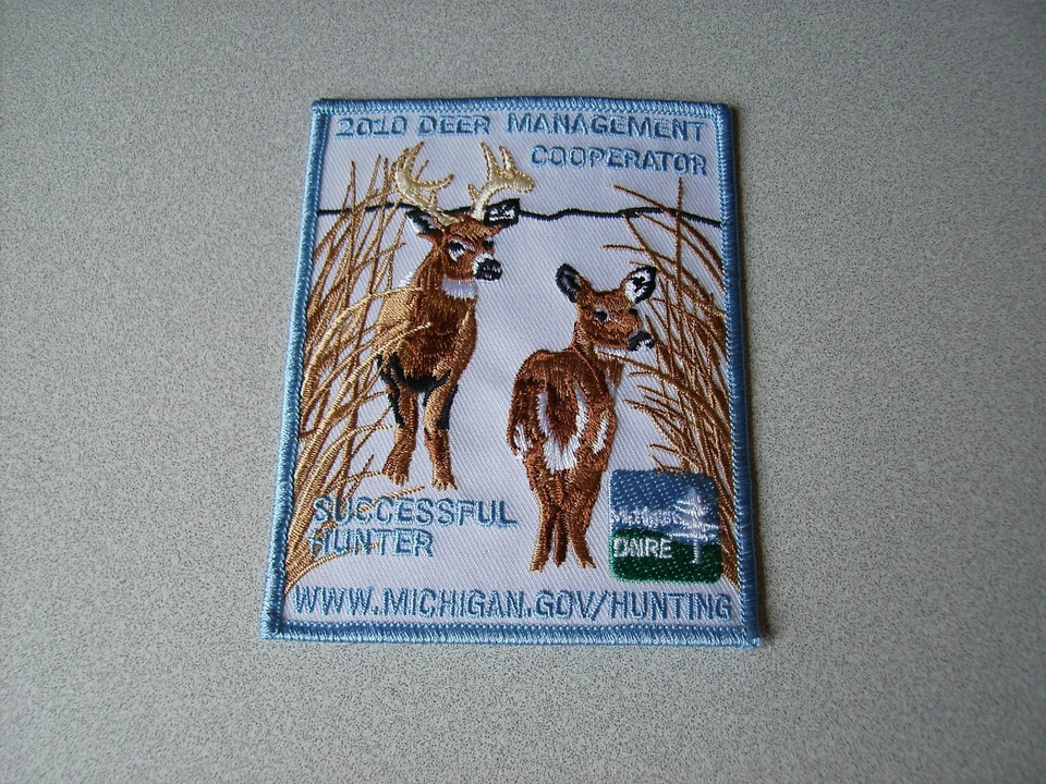  2010 MICHIGAN SUCCESSFUL DNR DEER HUNTING PATCH - BEAR - TURKEY - ELK - Image 1 of 1