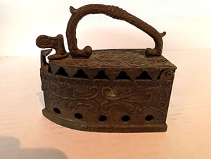 Vintage Italian Brass Coal Iron & Trinket Box Mid-Century Primitive Decoration * - Picture 1 of 17