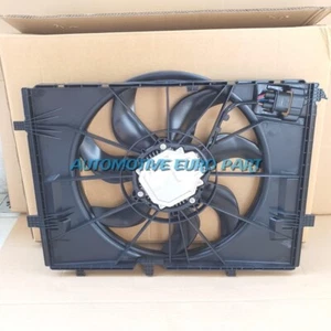 Conjunto de motor de ventilador de radiador OEM apto para Mercedes Benz C300/400 2015-2021 A0999061800 - Imagen 1 de 4