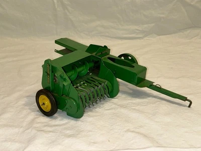 Enfardadeira John Deere 14T por Carter dentes de metal - Imagem 1 de 4