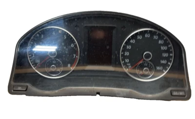 Jetta Except GLI 2010 - Velocímetro - Ver fotos para verificación de identificación / 111 k millas Foto 1 de 4