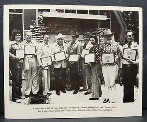 Country Music Hall Of Fame Walkway Of Stars 8x10 Photo Ronnie Milsap Hoyt Axton - Picture 1 of 4