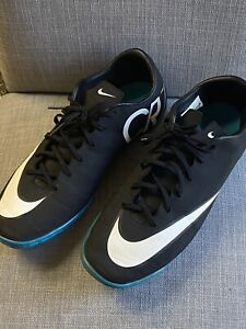 Nike Mercurial CR7 684875-014 Indoor Soccer Shoes Black Turquoise Men’s Size 10
