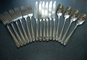 Crofton Besteck Set 18/10 St St 6 Gabeln 6 Messer 4 Dessertlöffel Airbnb Camping - Bild 1 von 12