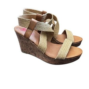 Jellypop Wedge Heels Cream And Tan NWOT Size 9.5 - Picture 1 of 4