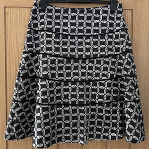 Coast Ladies Cotton Rich A Line Skirt Size 12 Pre Owned, L 25”, Lined, L 24.5” - Picture 1 of 8