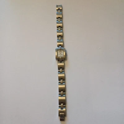 Vtg Van Buren Women's MOP Dial Silver Tone Stainless Steel Watch WR 3ATM 751 - Image 1 of 4