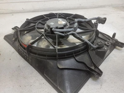 2013-2016 Hyundai Genesis Coupe 3.8L Radiator Motor Fan *Cracked Shroud*  - Image 1 of 4