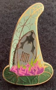 Disney-Sorcerer Hats Mystery -Haunted Mansion   LE PIN - Picture 1 of 3