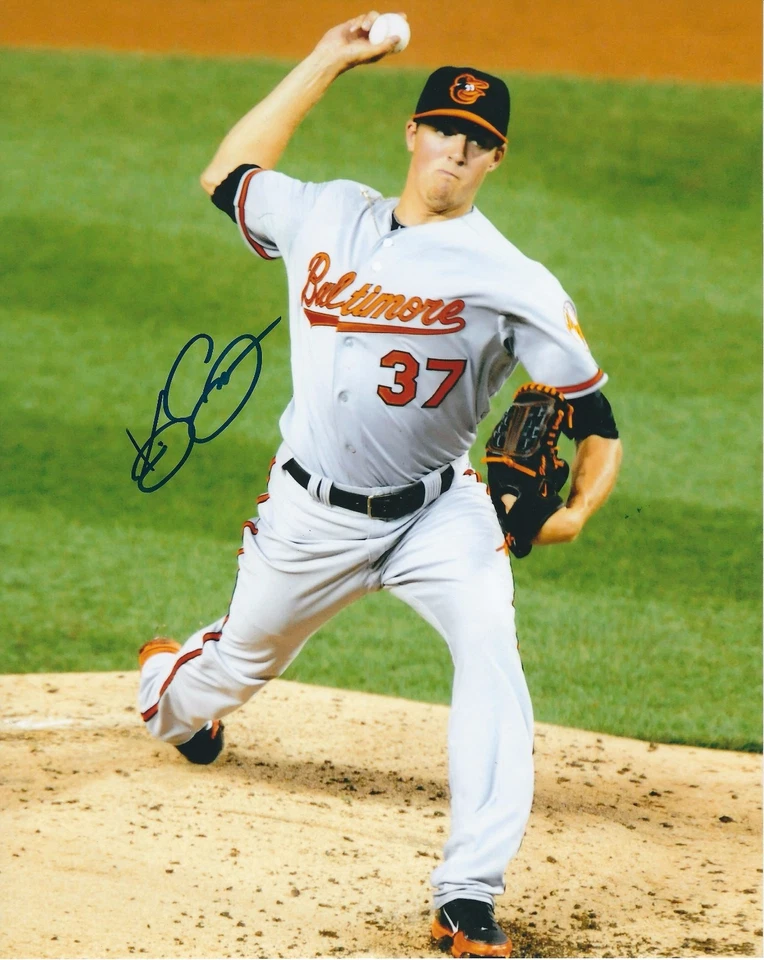 Foto firmada 8x10 de Kevin Gausman de los Orioles de Baltimore - Certificado de autenticidad  Foto 1 de 1
