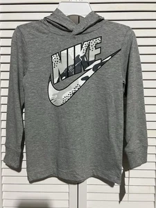 Nike Boys Long Sleeve Shirt Size 6 (5-6YRS) - Picture 1 of 3