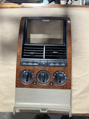 06 07 08 09 10 Bisel de tablero Ford Explorer 4x4 para radio, control de calor CA Foto 1 de 4