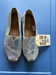 Tom’s Mujer’s Azul Lavado Gamuza Slip-Ons Talla 7 Nuevo En Caja - Imagen 1 de 5
