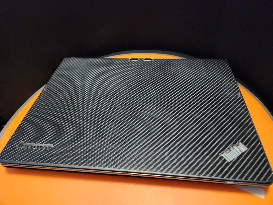 Lenovo DSQJ707 Netbook Tablet (2in 1) Travel Companion :) -Smooth Operator ! - Image 1 of 4