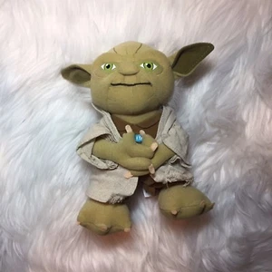 Star Wars Plush - Stuffed Talking 9" Yoda Character Plush Toy - Picture 1 of 10