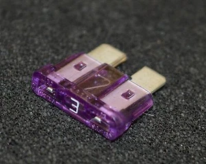 5 X 3A Blade fuse  standard size (2 pieces) (0117) - Picture 1 of 1