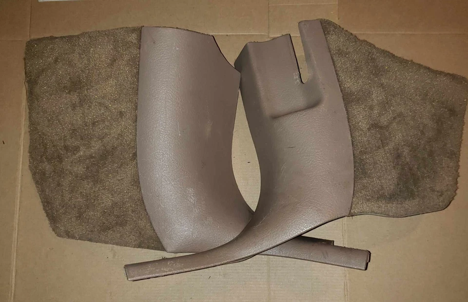 Lincoln Mark VIII 1997 1998 paneles de patada bronceados Foto 1 de 1