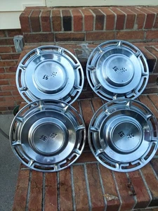 Set Of Four  Chevrolet Impala Belair Biscane El camino 14” original Hubcaps  - Picture 1 of 6