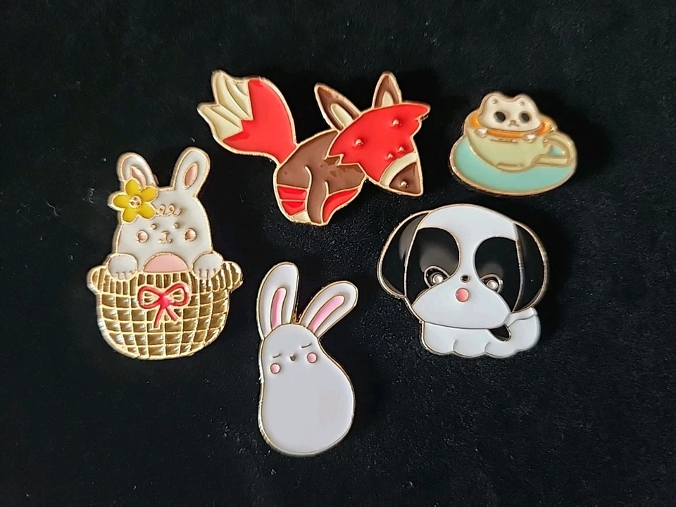 Alfileres vintage de esmalte animal Foto 1 de 1