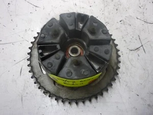 YAMAHA FZ600 SPROCKET CARRIER REAR WHEEL HUB OEM - Picture 1 of 6