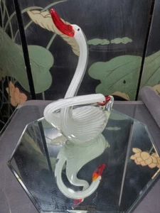 VTG Murano Art Glass Swans Two as One Folded Cane Feathers Attributed 2 RAFFAELI - Picture 1 of 5