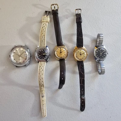 Lote 5 Relojes Eléctricos Timex Vintage Piezas Reparación Hombre Unisex Años 60 70 Sin Probar Foto 1 de 4