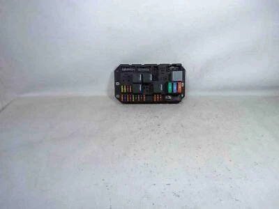 2011 jaguar xj inner trunk fuse box aw93-14a073-bc - Imagem 1 de 4