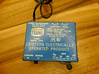 Винтажный реалистичный 1 А HO 2952 выход трансформатора поезда 16,5 В постоянного тока / 17 В переменного тока / 7,5 В макс. - Изображение 1 из 4