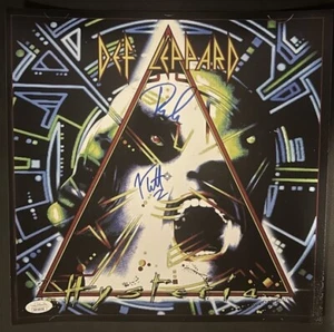 Foto de histeria de Def Leppard 12x12 firmada por Joe Elliott y Phil Collen (JSA) - Imagen 1 de 6