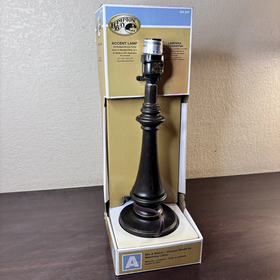 Lámpara de Acento Hampton Bay Vintage Acabado Bronce Frotado con Aceite 825032 Nueva En Caja Foto 1 de 4