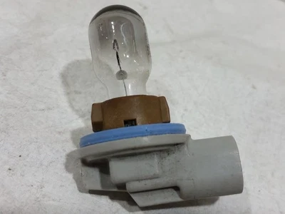 2007 to 2012 Lincoln MKZ Backup Reverse Light Lamp Bulb Socket BM5Z-13411-A - Image 1 of 3