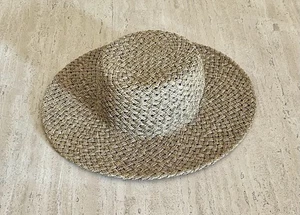 Gigi Pip Wide Brimmed Sea Grass Straw Hat Size 57 S/M Excellent Condition - Picture 1 of 7