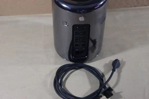 Apple Mac Pro (Late 2013) 256 SSD 16GB RAM Intel Quad-Core Xeon E5 3.7GHz - Picture 1 of 12