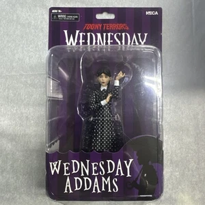 Modellino NECA Toony Terrors Mercoledì: Mercoledì Addams in abito maculato 6" - Foto 1 di 2