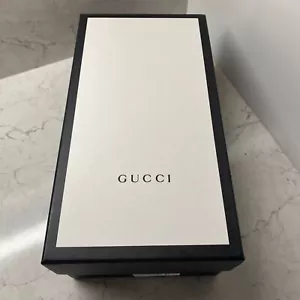 GUCCI Blanco Negro Cartón Rectángulo Almacenamiento Caja Vacía L 12.5" x W 6.7" x H 4" - Imagen 1 de 15