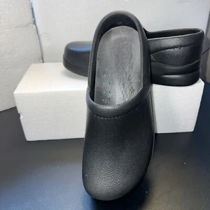 KLOGS USA Black Rubber Slip On Mule Clog Shoe Slip Resistant Mens 9W/ Wms 10.5w - Picture 1 of 9