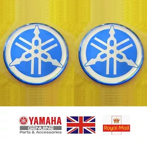 2 x GENUINE YAMAHA R1 R6 YZF TANK EMBLEM BADGE DECAL STICKER 40MM BLUE - Picture 1 of 8