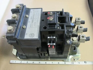 A-B MOTOR STARTER CONTACTOR SIZE 4 40444-464-02-0236, W/ INTERLOCK 40495-455-11  - Picture 1 of 12