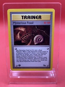 1st Edition Mysterious Fossil Fossil Set 62/62 Trainer Pokemon Card 1999 - Imagen 1 de 2
